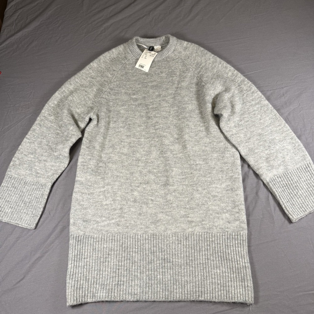 Divided H&M Sweater Womens XS Knit Long Sleeve Crew Neck Sweater